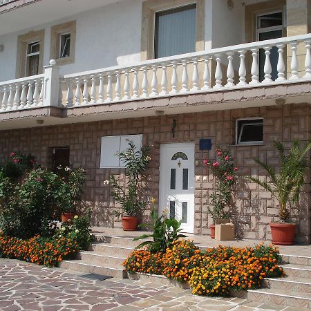 Family Hotel Zhelkovi - Olympia Harmanli Kültér fotó