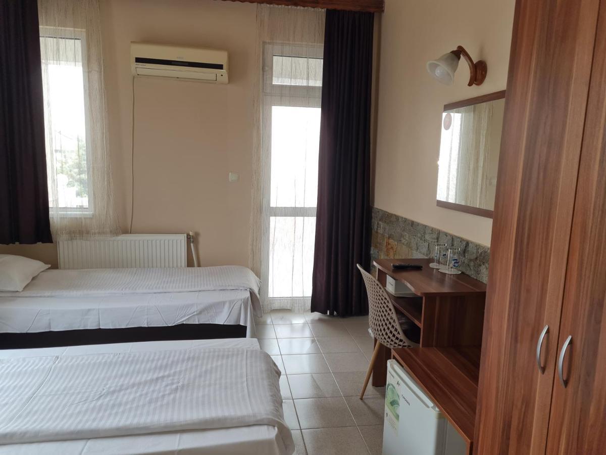 Family Hotel Zhelkovi - Olympia Harmanli Kültér fotó